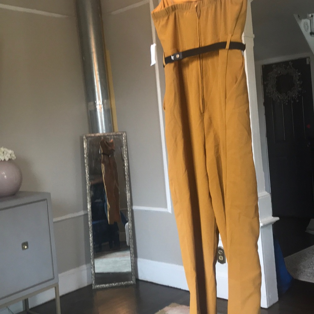 Jumpsuit - Picture 2 of 7